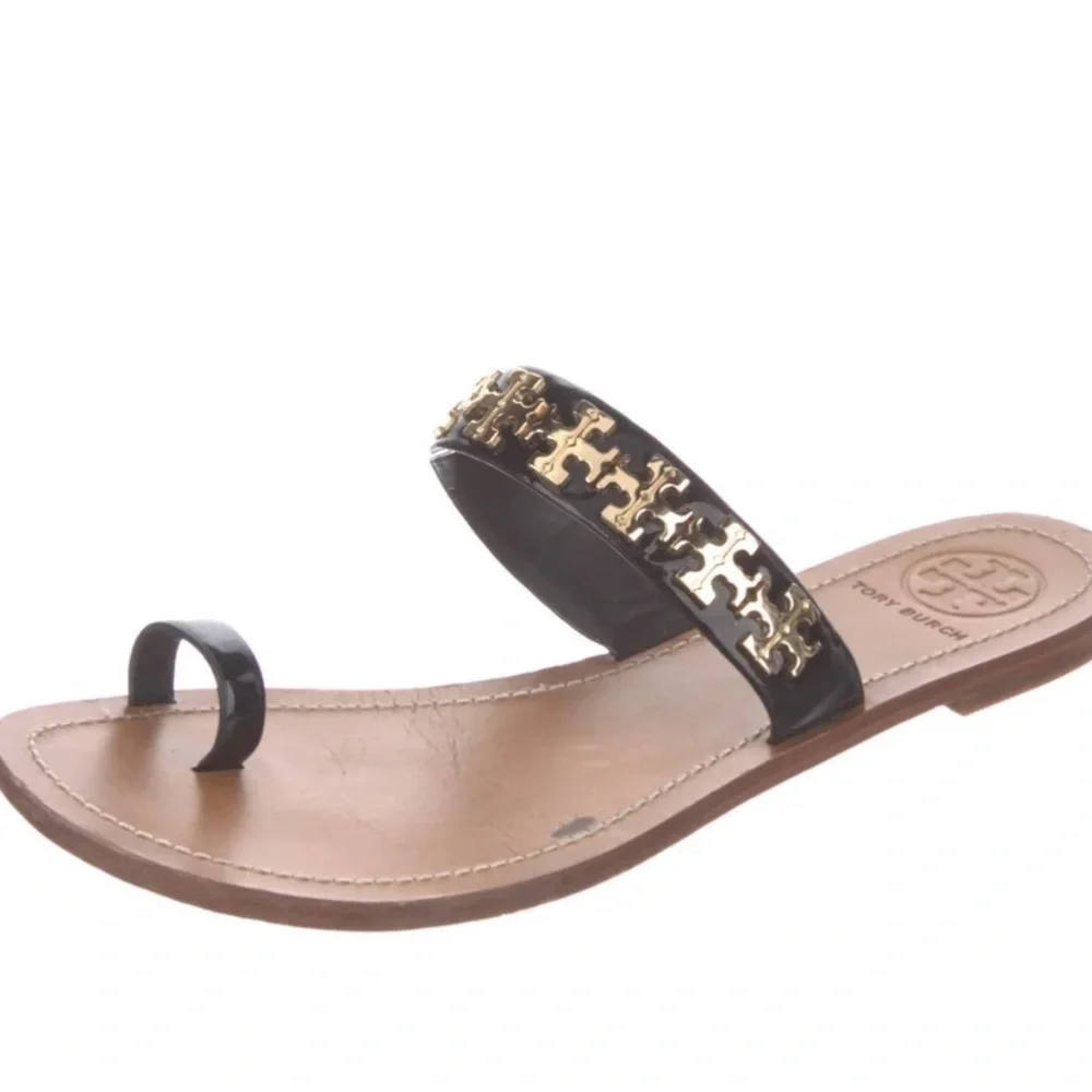 Rare Tory Burch miller sandals toe ring sandal logo sandal patent leather